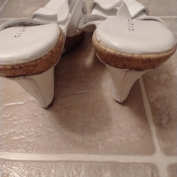 Wedges shoes - Picture 3 of 3